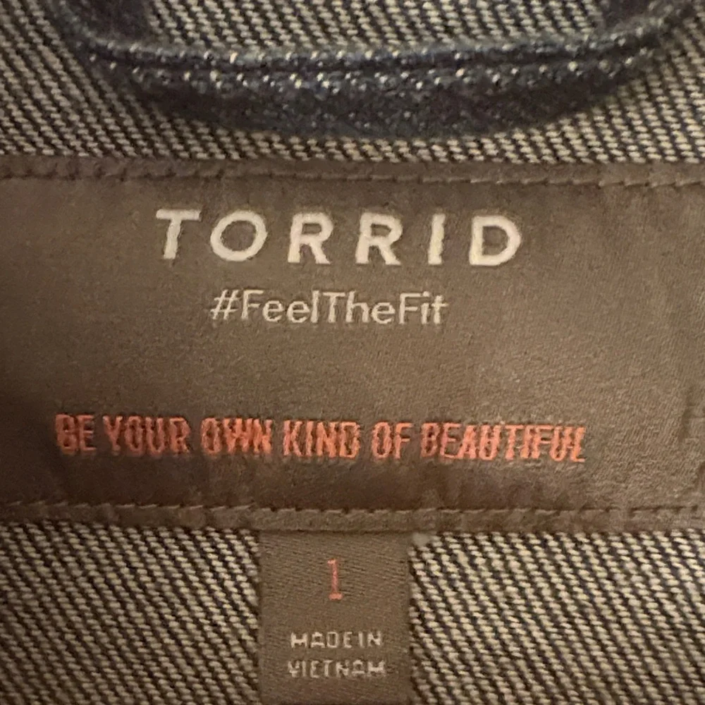 Torrid Distressed Dark Blue Jean Jacket - Picture 2 of 4